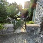 בית נופש Stunning Medieval Mountain Retreat With Pool *