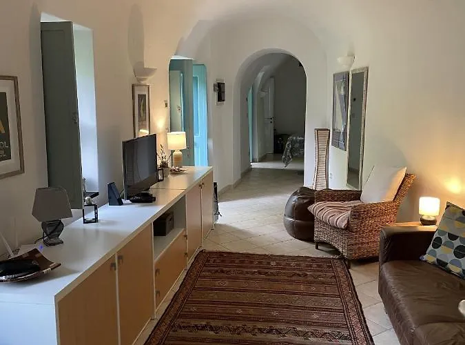 Stunning Medieval Mountain Retreat With Pool Casa vacanze Colletta