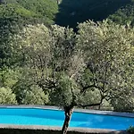 Stunning Medieval Mountain Retreat With Pool Dom wakacyjny