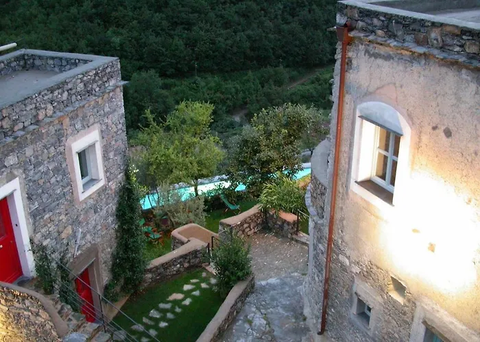 Stunning Medieval Mountain Retreat With Pool Colletta